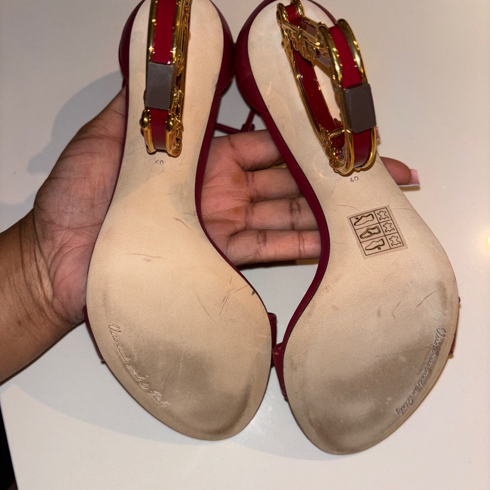 Dolce & Gabbana Sculpted- Heel DG Leather Heels - Picture 5 of 7